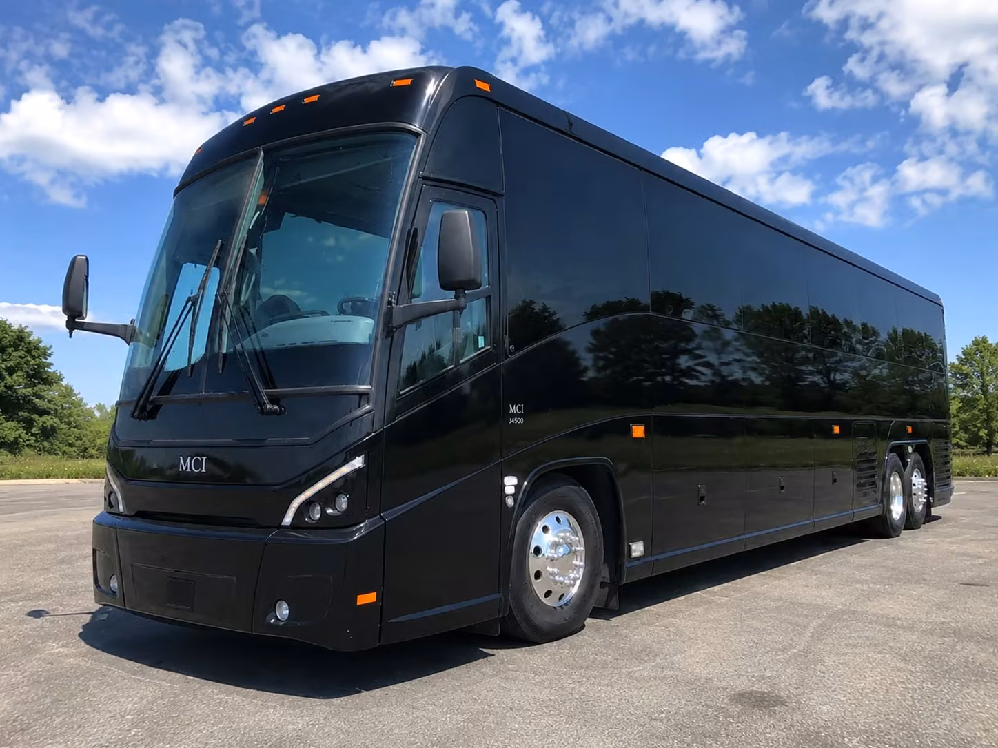 school field trip sports team bus rentals in st louis