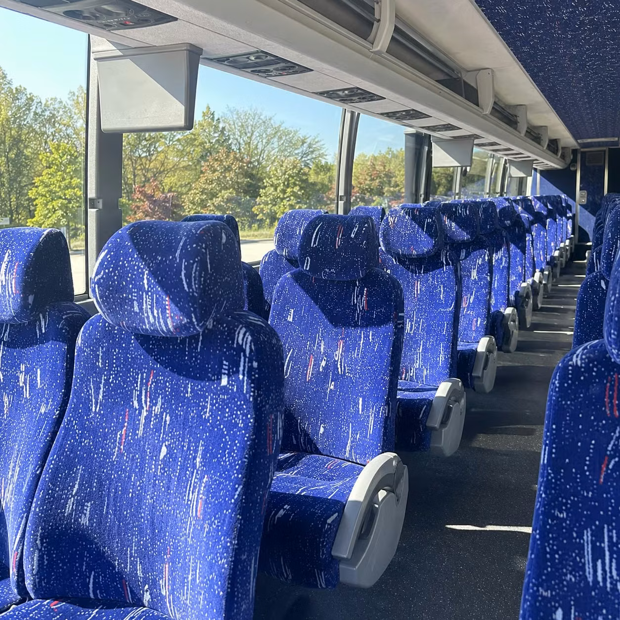 st louis charter bus rentals for school field trips